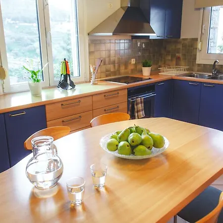 Wild Pear Villa *