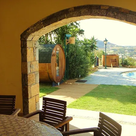 Villa Wild Pear